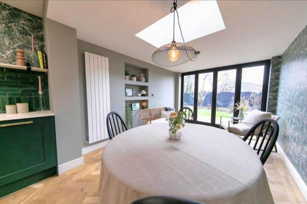 Recently Refurbished Home. Poulton-le-Fylde Ngoại thất bức ảnh