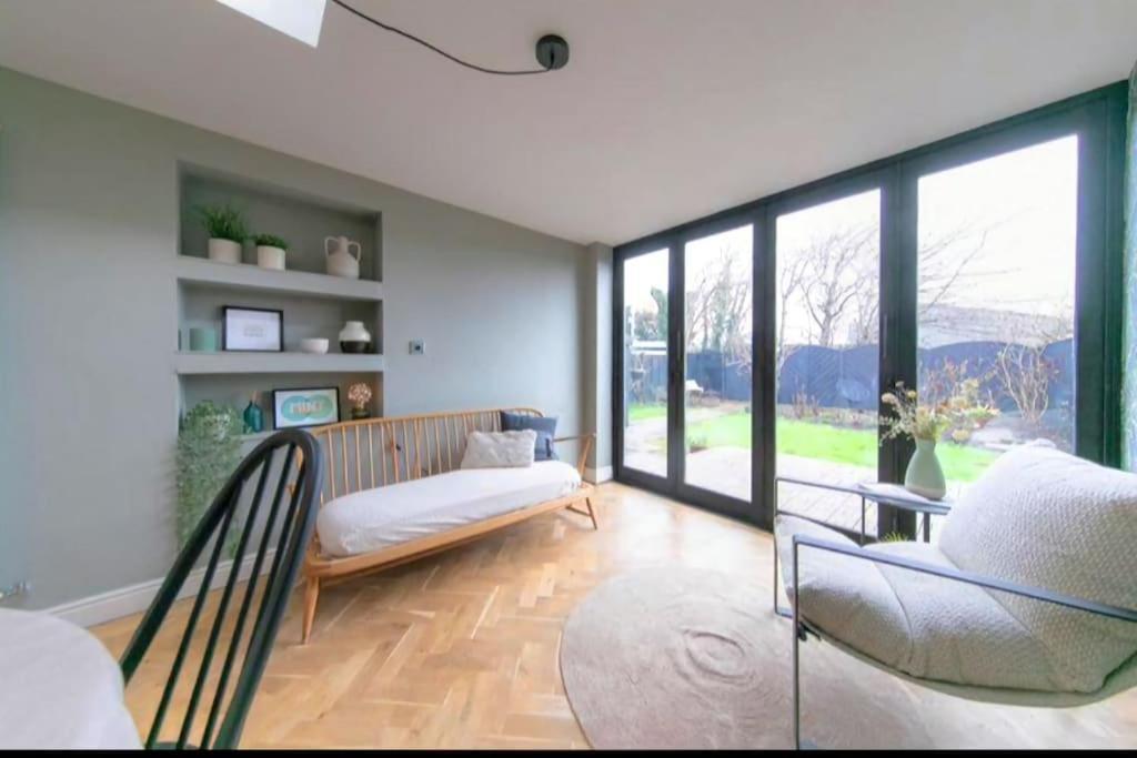 Recently Refurbished Home. Poulton-le-Fylde Ngoại thất bức ảnh